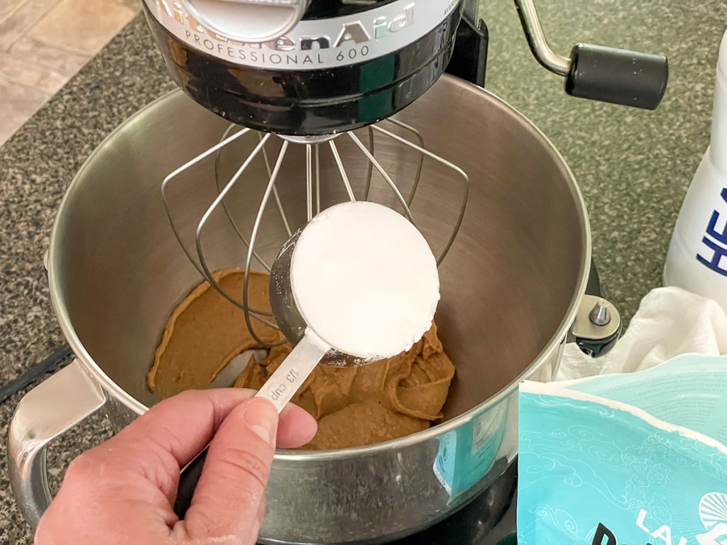 adding keto sweetener to mixer 