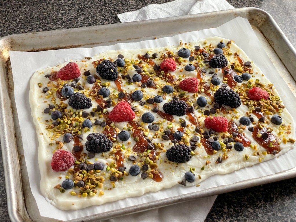 Keto Frozen Greek Yogurt Bark