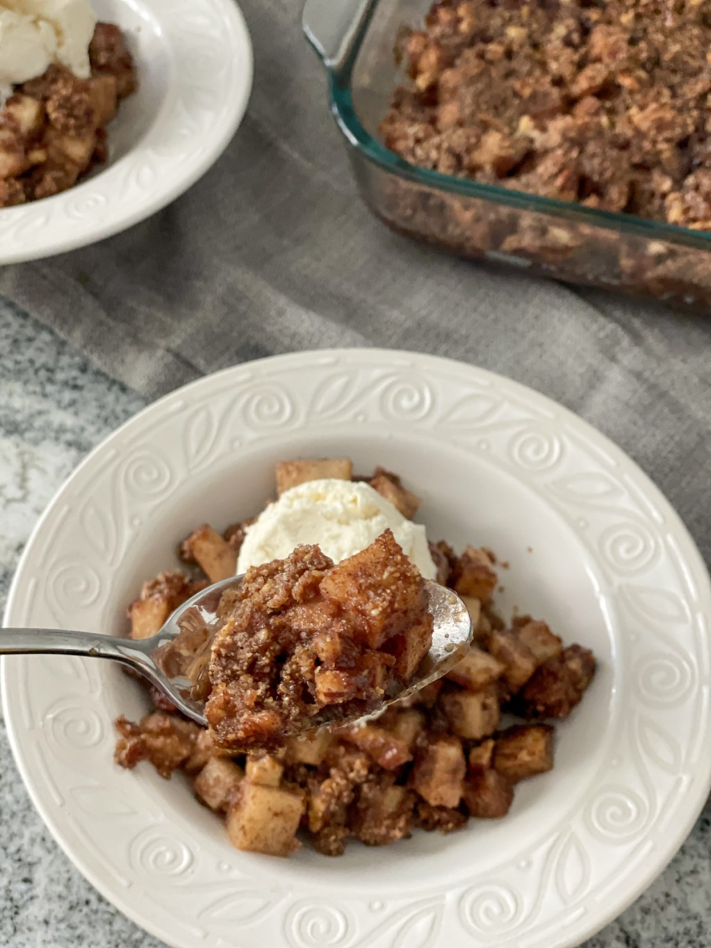 spoonful of keto apple crisp