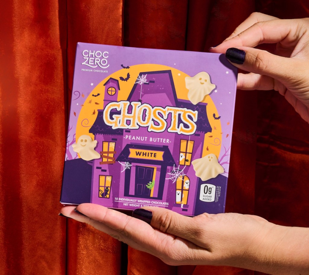 hands holding a box of Choczero Halloween White Chocolate Peanut Butter Ghosts